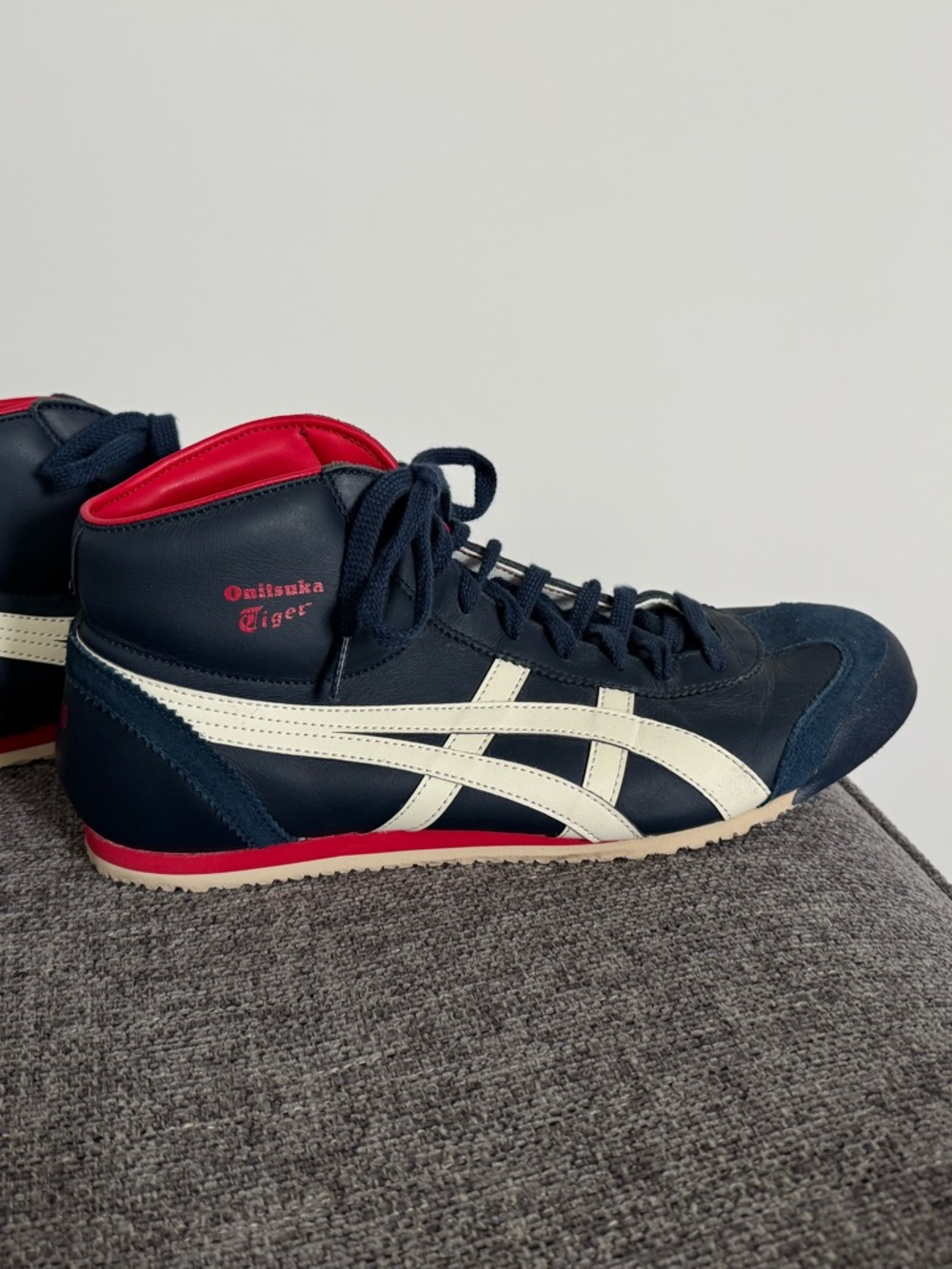 Onitsuka Tiger Mexico Mid Runner — Navy/White/Red, Men’s 11, NWOT